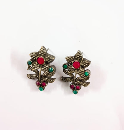 Pushp- Silver oxidised Stone-Studded stud earrings