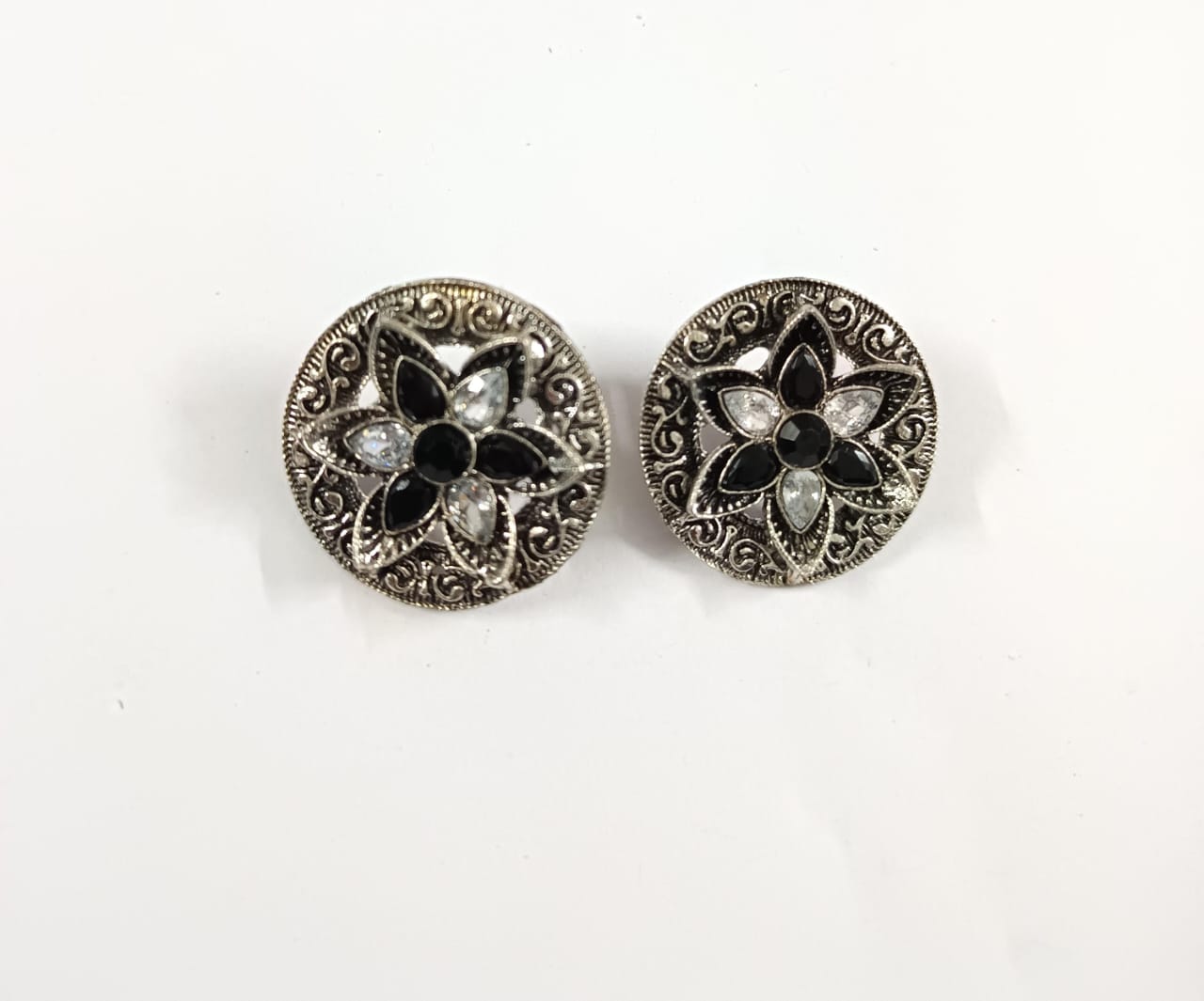Gulmira- Silver oxidised stud earrings
